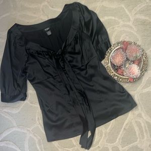NWOT🌷BOB MACKIE🌷Black silky short sleeve tie sash neck empress blouse